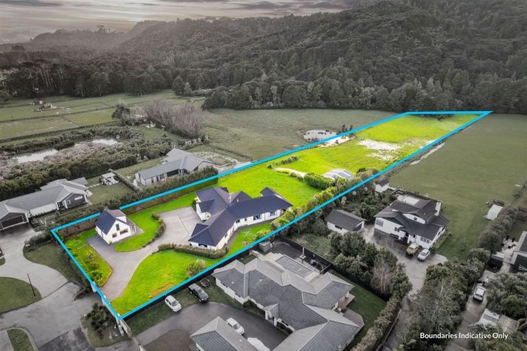 Photo of property in 50 Robert Might Road, Kumeu, 0810