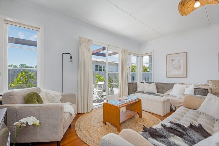 Photo of property in 17 Nottingham Avenue, Awapuni, Palmerston North, 4412