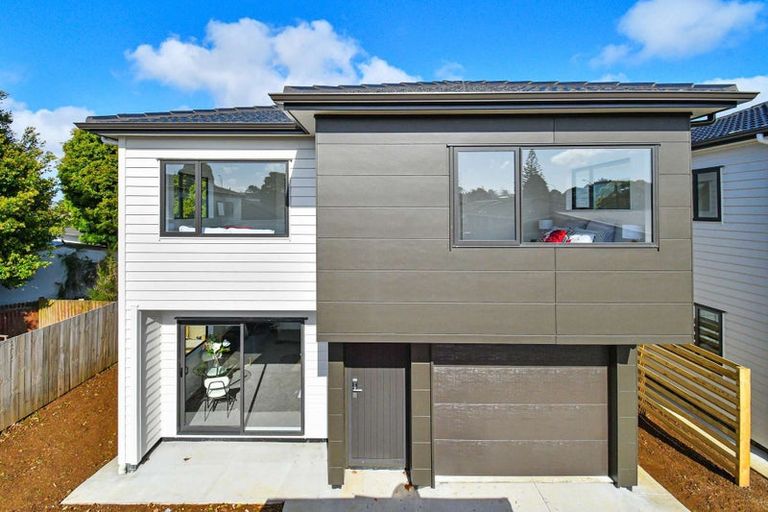 Photo of property in 10c Casuarina Road, Half Moon Bay, Auckland, 2012