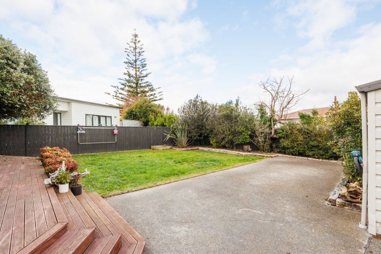 Photo of property in 60 Seddon Street, Takaro, Palmerston North, 4412