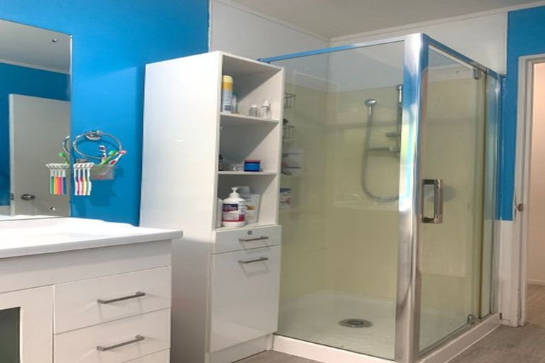 Photo of property in 3 Stratford Road, Manurewa, Auckland, 2105