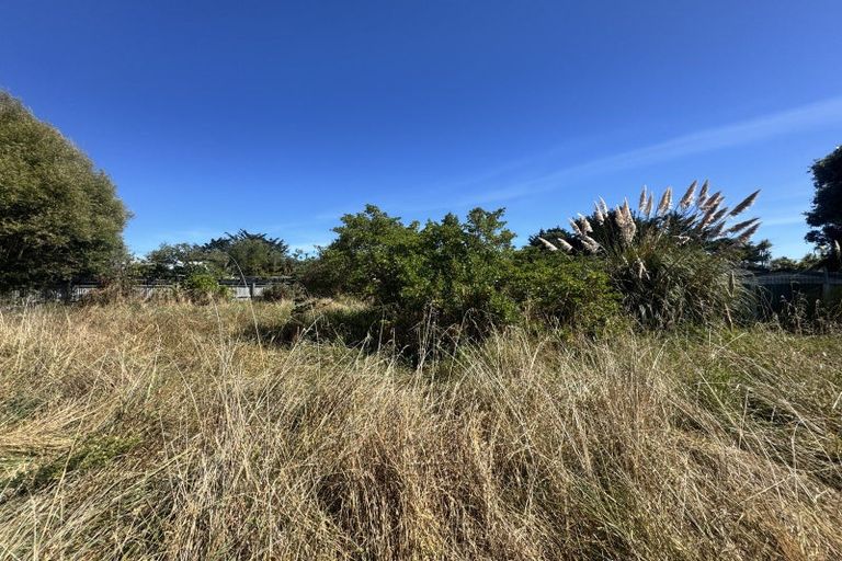 Photo of property in 24 Tuiti Street, Hokio Beach, Levin, 5571