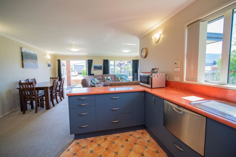 Photo of property in 3 Melland Place, Te Anau, 9600