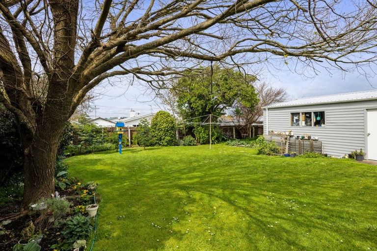 Photo of property in 18 Albion Street, Hawera, 4610