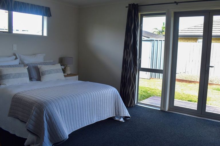 Photo of property in 20 Rainey Crescent, Papamoa Beach, Papamoa, 3118