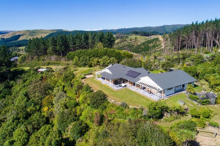 Photo of property in 333 Ngahere Park Road, Turitea, Palmerston North, 4472