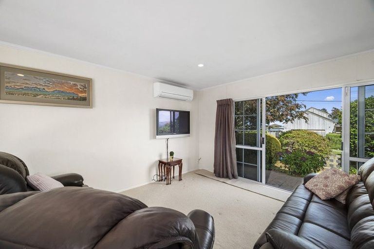 Photo of property in 2/76 Rokino Road, Hilltop, Taupo, 3330