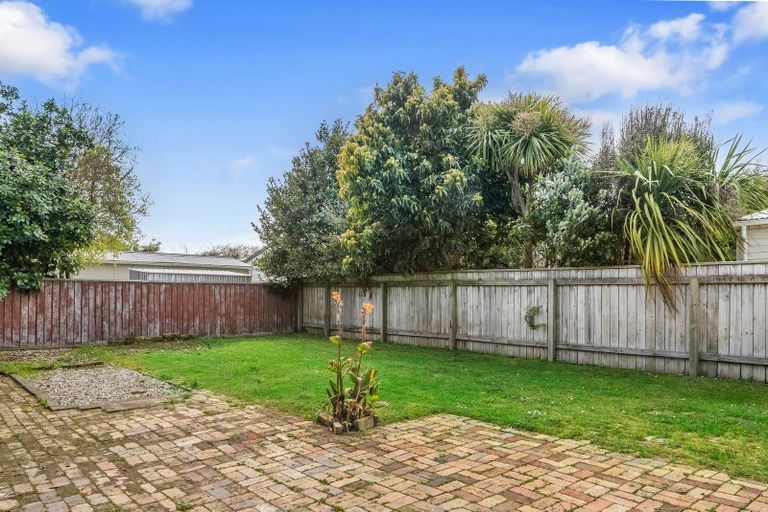 Photo of property in 1 Rutland Street, Levin, 5510