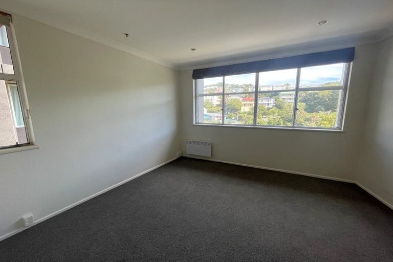 Photo of property in Terrace Garden Apartments, 9a/120 The Terrace, Wellington Central, Wellington, 6011