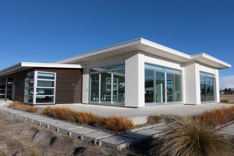 Photo of property in 12 Pollock Place, Lake Tekapo, 7999