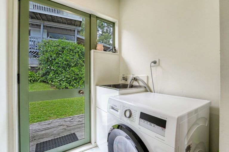 Photo of property in 12a Delshaw Avenue, Stanmore Bay, Whangaparaoa, 0932