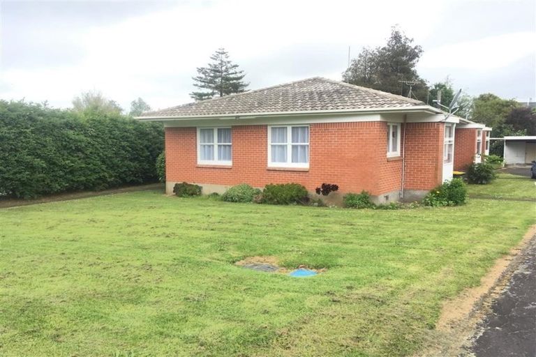 Photo of property in 1/42-44 Opaheke Road, Opaheke, Papakura, 2113