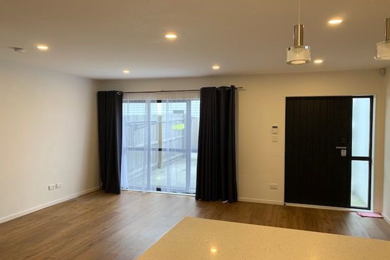 Photo of property in 5a Divine Lane, Manurewa, Auckland, 2102