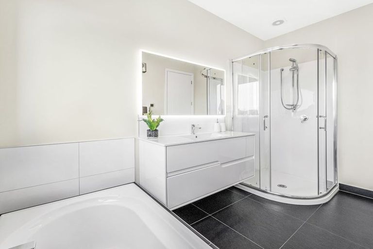 Photo of property in 2 Beckford Way, Rolleston, 7614