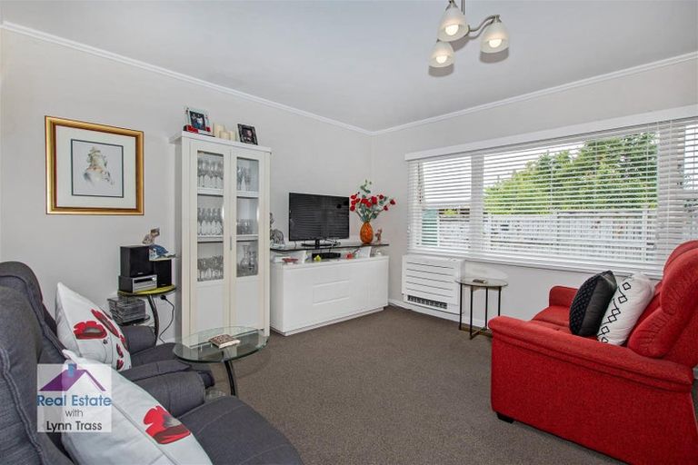 Photo of property in 11 Lupton Avenue, Kensington, Whangarei, 0112