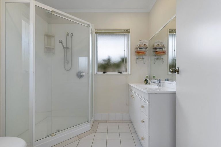 Photo of property in 56 Nicholas Road, Somerville, Auckland, 2014