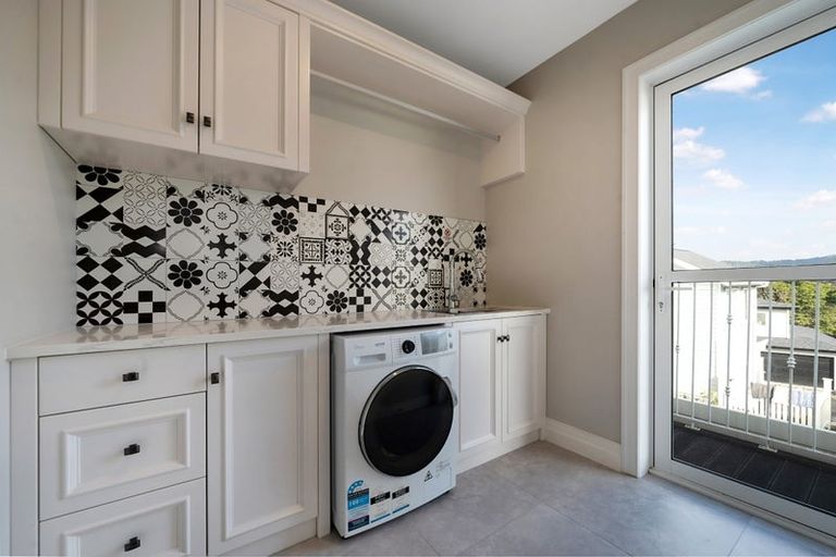 Photo of property in 3 Wallace Road, Ranui, Auckland, 0612