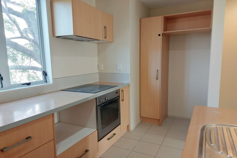 Photo of property in 7 Albionvale Road, Glen Eden, Auckland, 0602