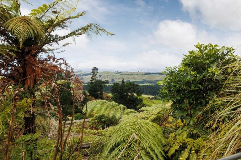 Photo of property in 2906 Kimbolton Road, Kimbolton, 4774