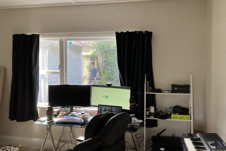 Photo of property in 13 Balmoral Terrace, Newtown, Wellington, 6021