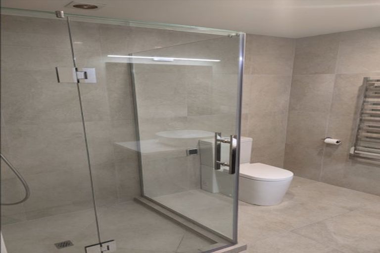 Photo of property in 120e Fairview Avenue, Fairview Heights, Auckland, 0632