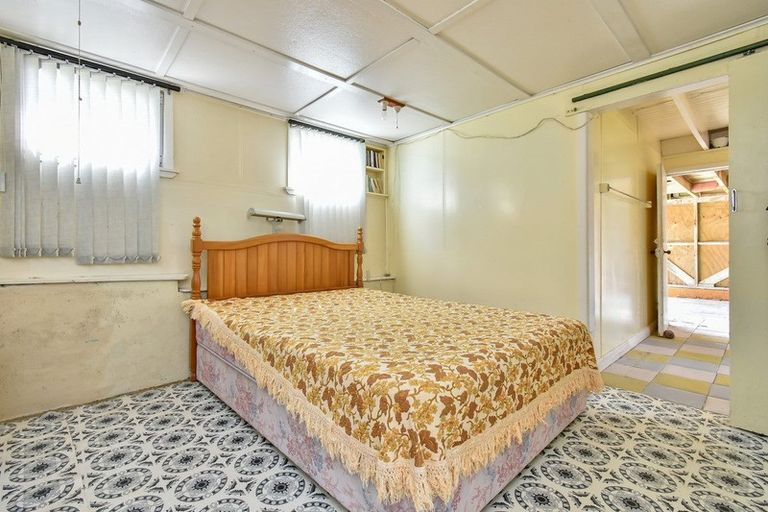 Photo of property in 72 Howard Road, Orere Point, 2585