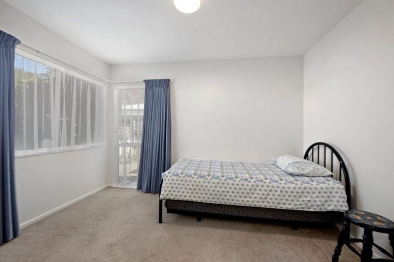 Photo of property in 1/25 Lane Street, Wallaceville, Upper Hutt, 5018