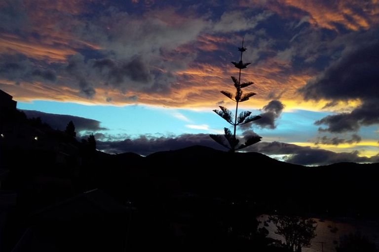 Photo of property in 7 Finlay Grove, Waikawa, Picton, 7220