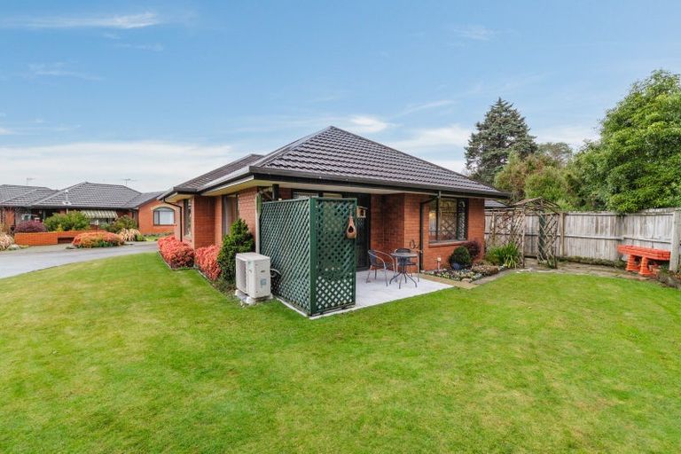 Photo of property in 17m Matawai Close, Rangiora, 7400