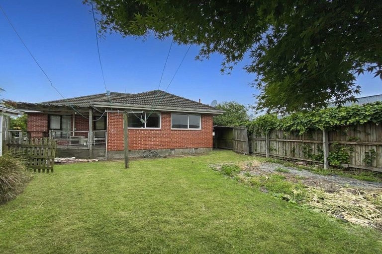 Photo of property in 18 Renfrew Street, Upper Riccarton, Christchurch, 8041