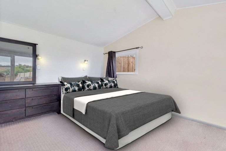 Photo of property in 202 Welcome Bay Road, Welcome Bay, Tauranga, 3112