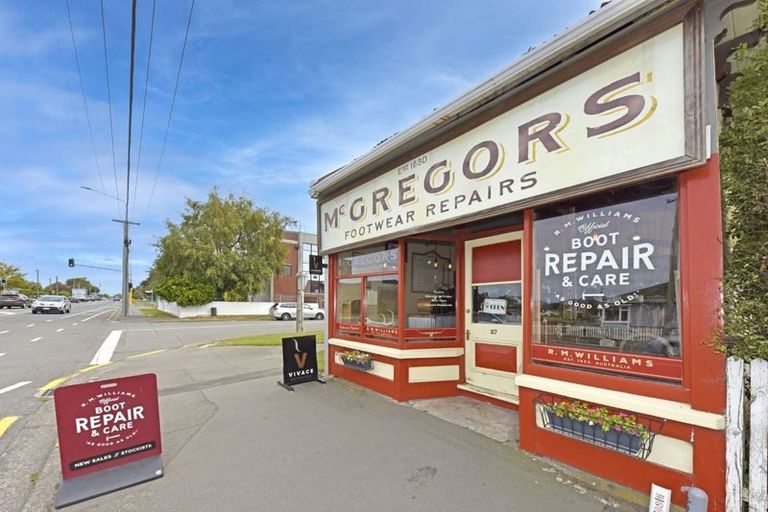 Photo of property in 27 Lincoln Road, Hillmorton, Christchurch, 8024