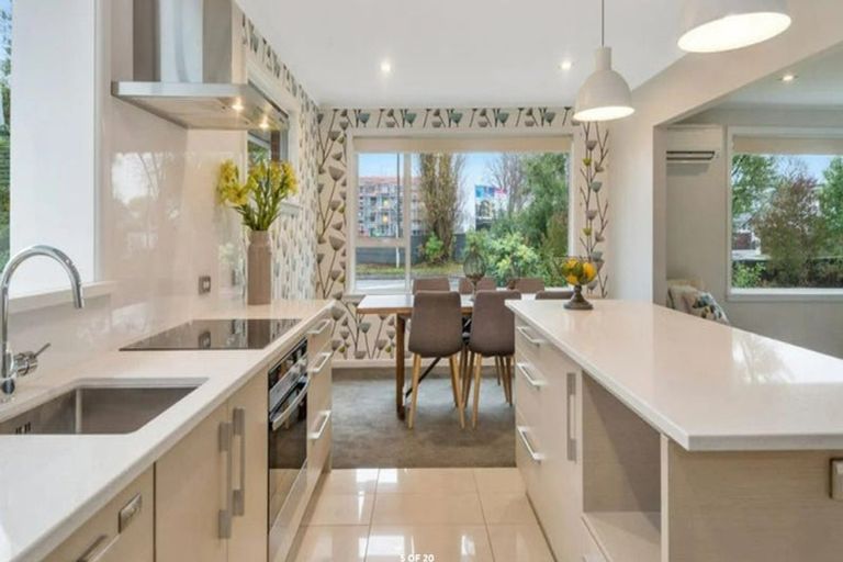 Photo of property in 40 Athol Terrace, Upper Riccarton, Christchurch, 8041