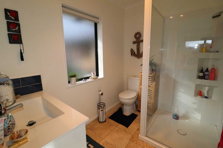 Photo of property in 6 Teretiu Drive, Thames, 3500