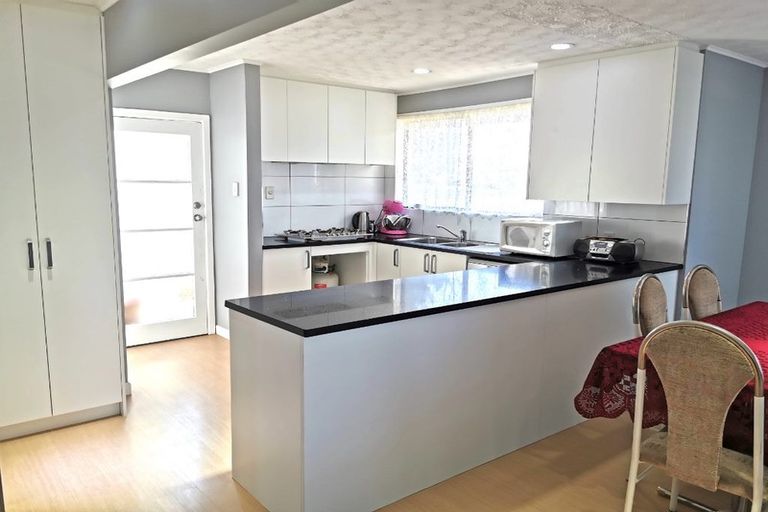 Photo of property in 29 Jupiter Street, Rosehill, Papakura, 2113