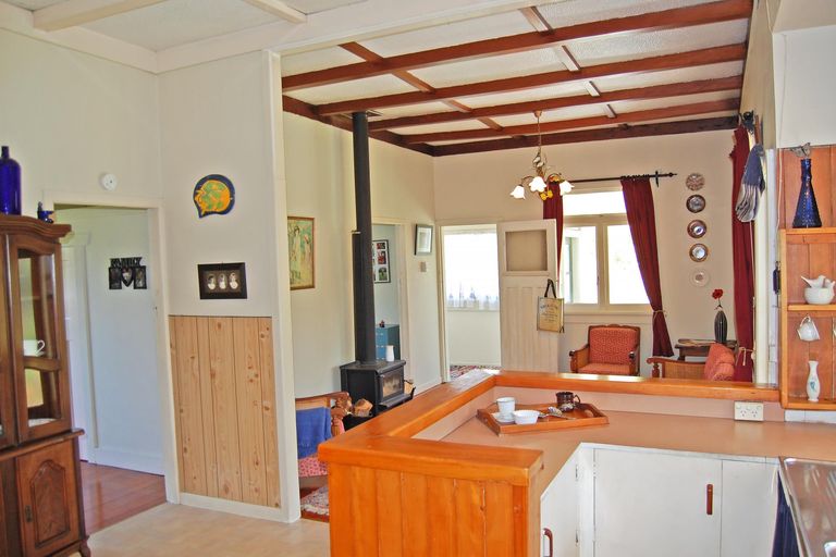 Photo of property in 2062 State Highway 1, Kaiwaka, 0573