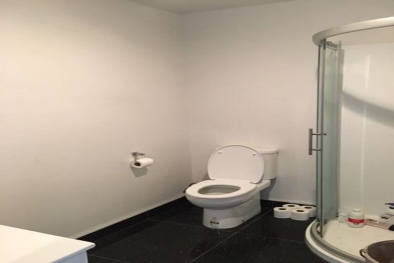 Photo of property in 2/1 June Place, Hamilton East, Hamilton, 3216