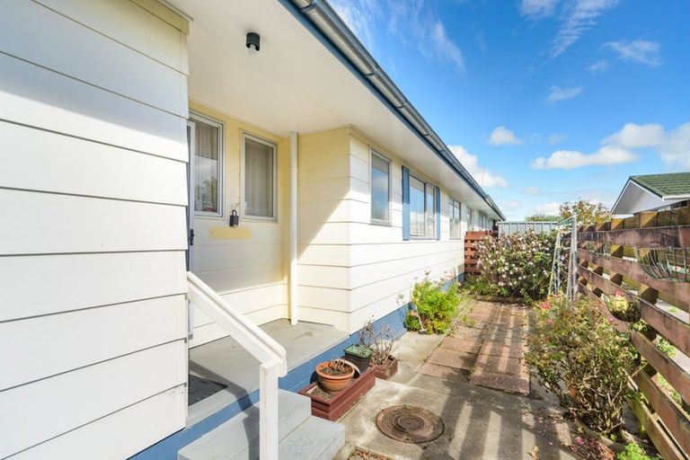 Photo of property in 3 Meadowbrook Drive, Cloverlea, Palmerston North, 4412
