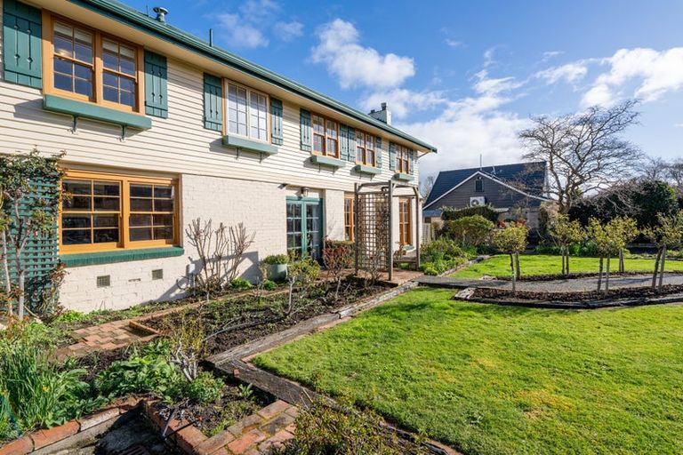 Photo of property in 61 Lewis Street, Gladstone, Invercargill, 9810