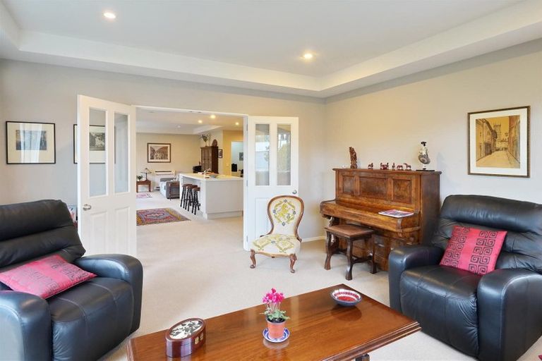 Photo of property in 9 John Campbell Crescent, Hillmorton, Christchurch, 8024