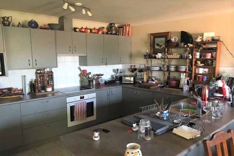 Photo of property in 8 Lime Crescent, Papakura, 2110