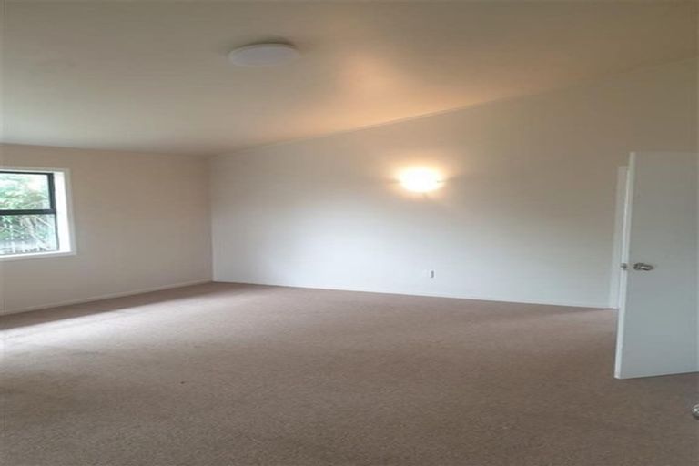 Photo of property in 94 Clevedon Road, Papakura, 2110