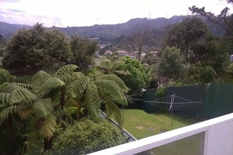 Photo of property in 15 August Street, Stokes Valley, Lower Hutt, 5019
