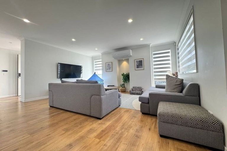 Photo of property in 31b Hill Crescent, Papakura, 2110