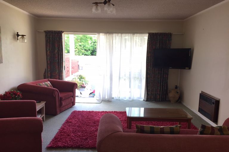 Photo of property in 69b Clare Street, Cambridge, 3434