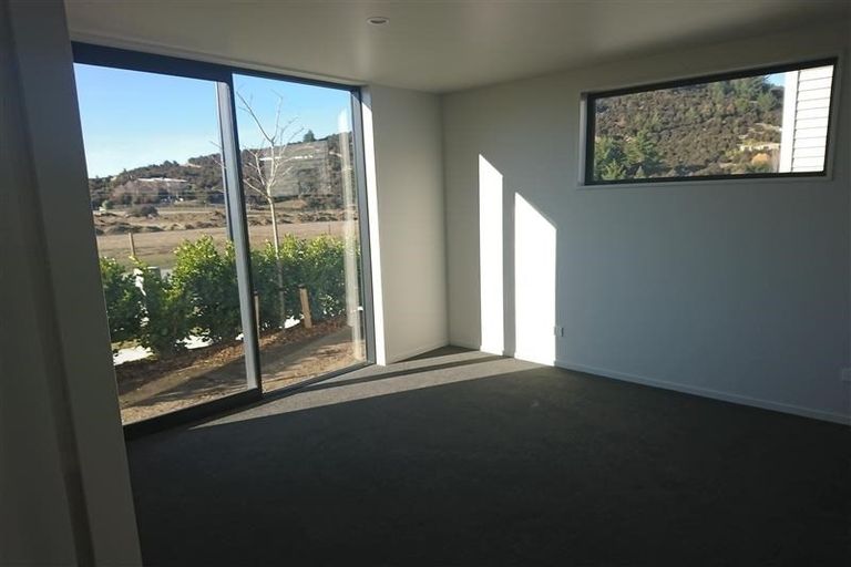 Photo of property in 32 Glen Dene Crescent, Wanaka, 9305