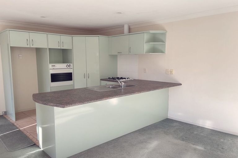 Photo of property in 2/3 Inagh Close, Dannemora, Auckland, 2016