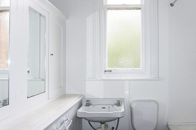 Photo of property in 473 Great King Street, North Dunedin, Dunedin, 9016