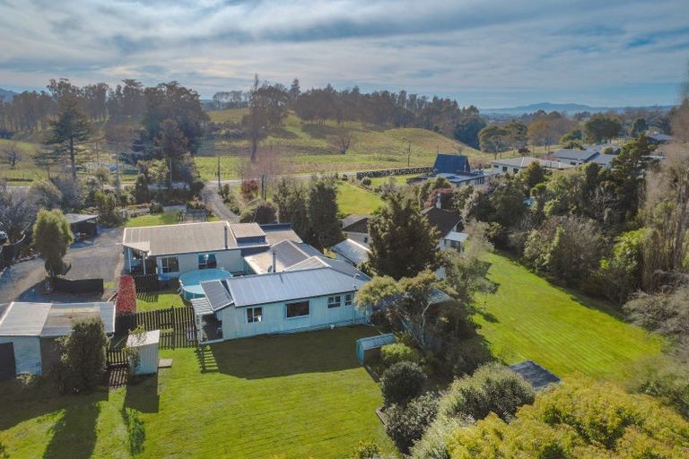 Photo of property in 69 Abbotsford Road, Waipawa, 4210