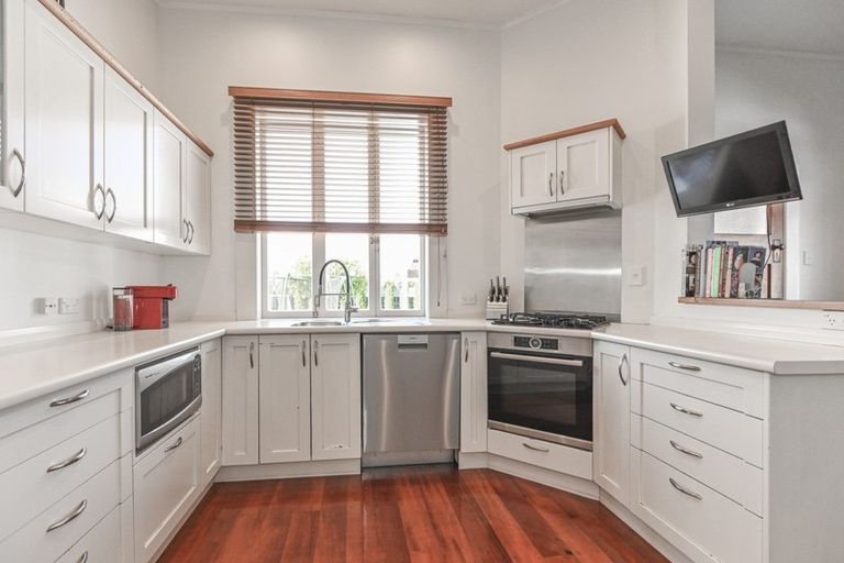 Photo of property in 1007 Plunket Street, Saint Leonards, Hastings, 4120